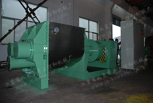 Kneader for damping materials  production